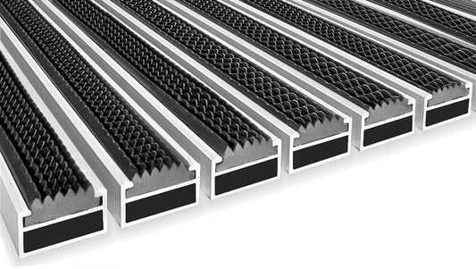 Basic Line Clean Rubber 17